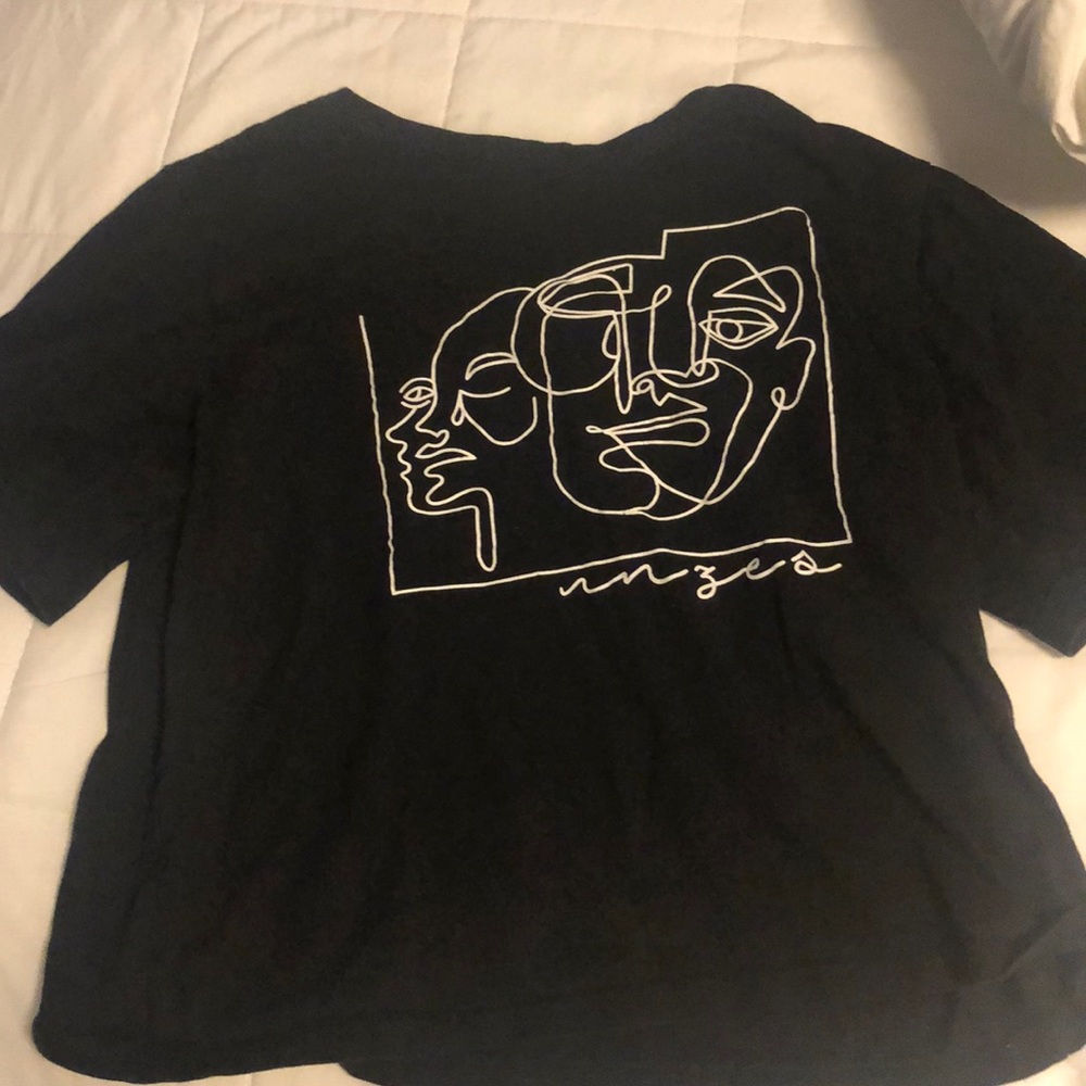 Cute graphic white black shirt with sketch people